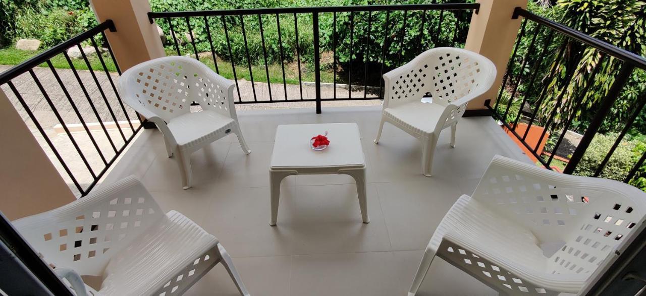 Jaidss Holiday Apartments 1 Anse aux Pins Екстер'єр фото